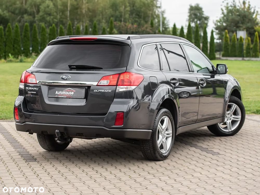 Subaru Outback - 3