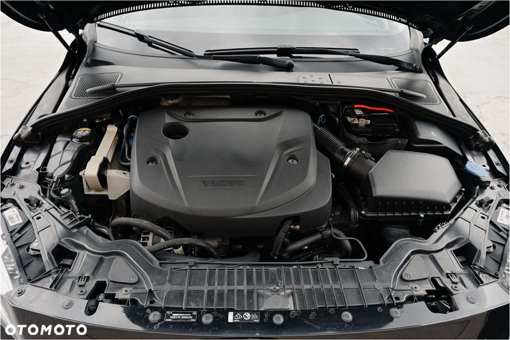 Volvo V60 D3 Drive-E Kinetic - 34