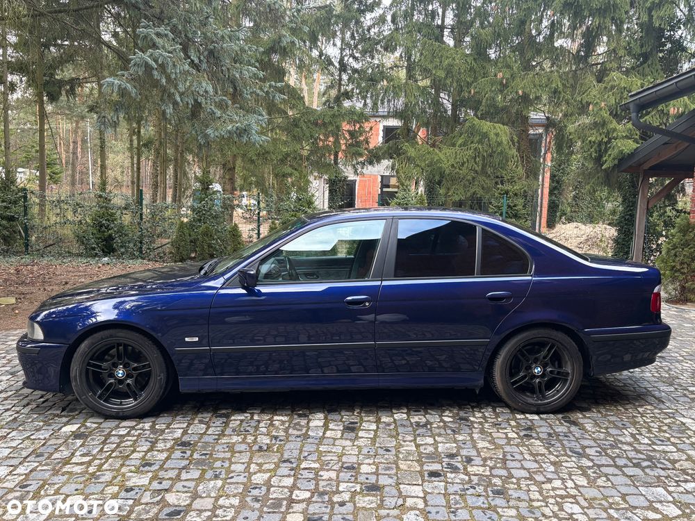 BMW Seria 5 540i - 7