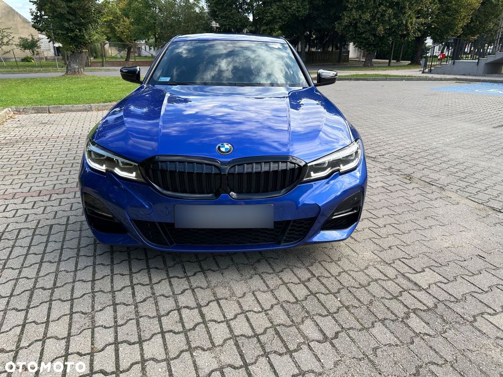 BMW Seria 3 320d xDrive M Sport Shadow sport - 14