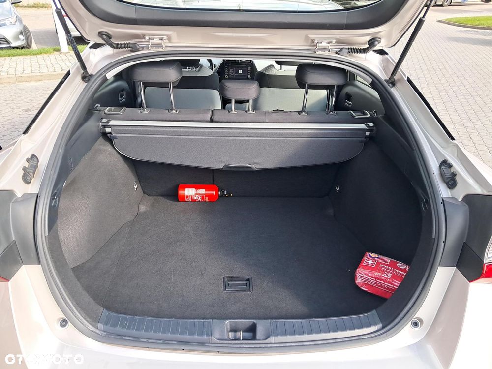 Toyota Prius 1.8 Hybrid Comfort - 13