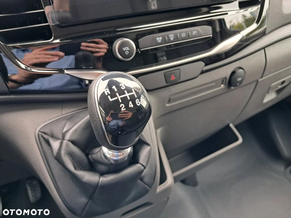 Ford Transit - 22