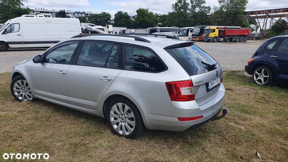 Skoda Octavia 1.6 TDI Ambition - 8