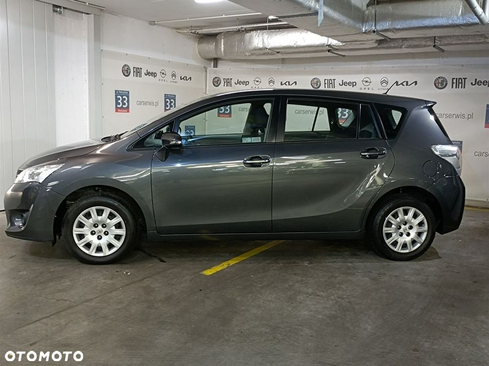 Toyota Verso - 3