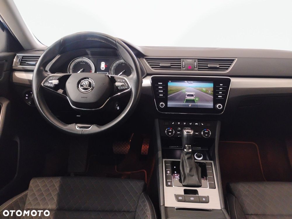 Skoda Superb 2.0 TDI SCR 4x4 Ambition DSG - 17