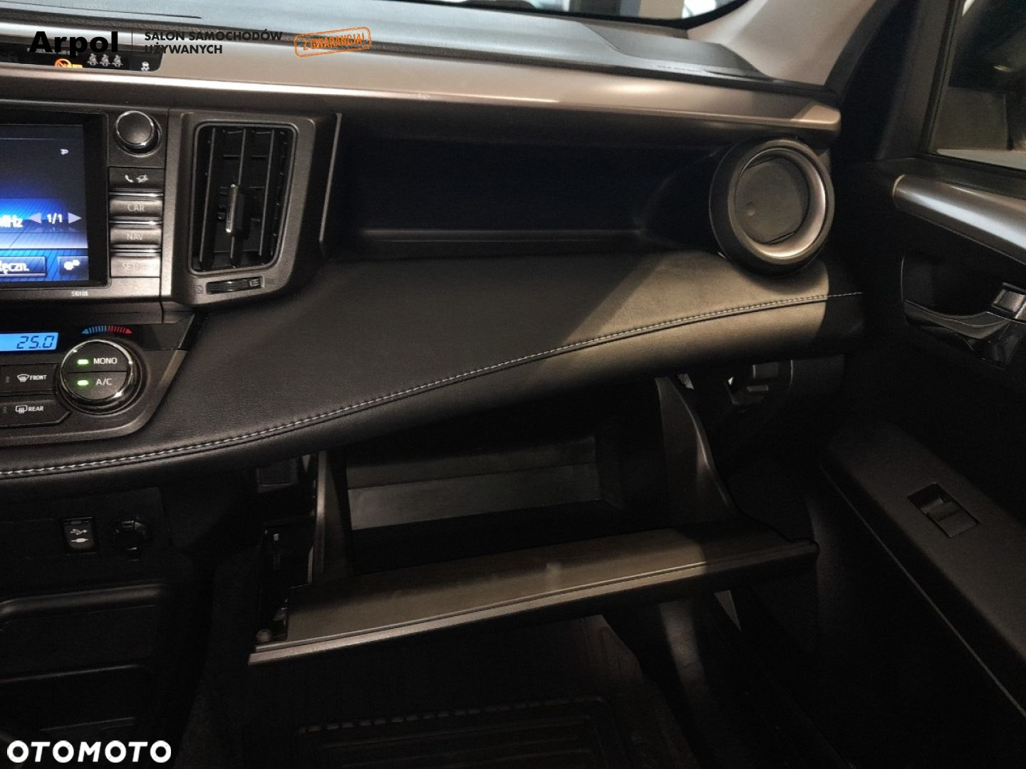 Toyota RAV4 - 23