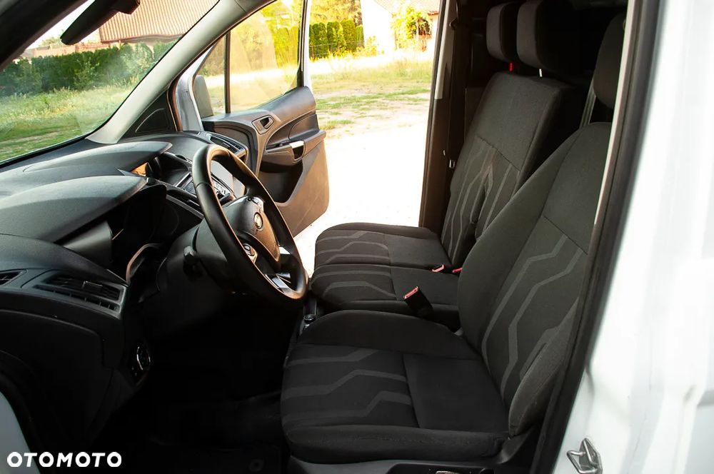 Ford Transit Connect - 27