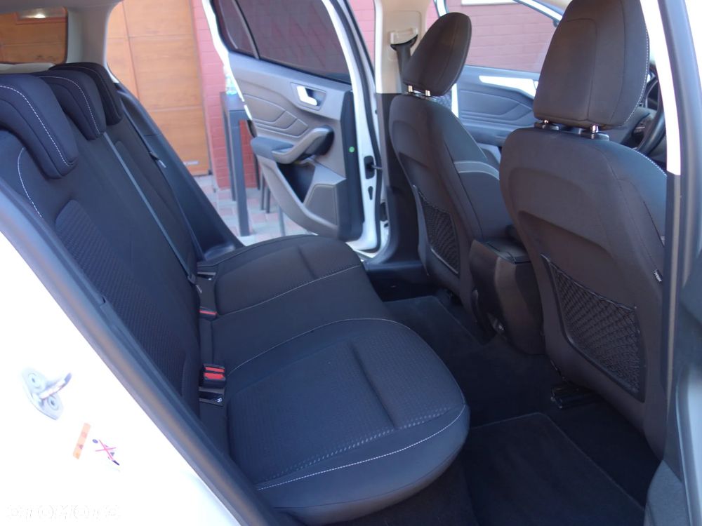 Ford Focus 1.5 EcoBlue STart-Stopp-System TITANIUM - 20