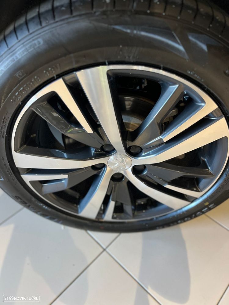 Peugeot 3008 1.6 Hybrid Active Pack e-EAT8 - 5
