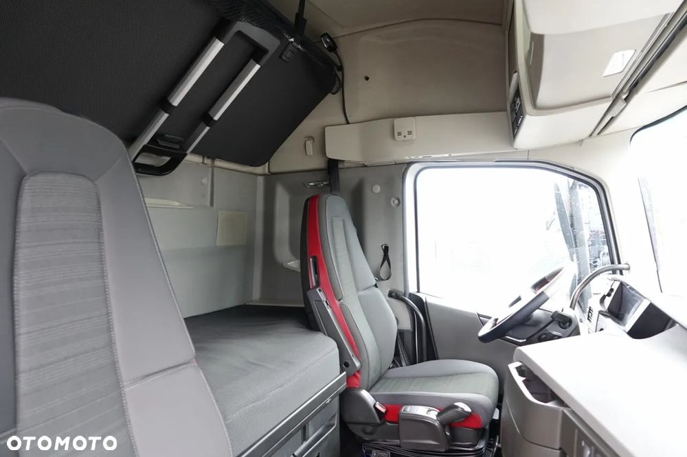 Volvo FH 500 / KLIMATYZACJA POSTOJOWA / OPONY 100% / I-SHIFT - 36
