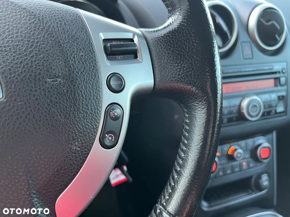 Nissan Qashqai 2.0 4x4 visia - 15