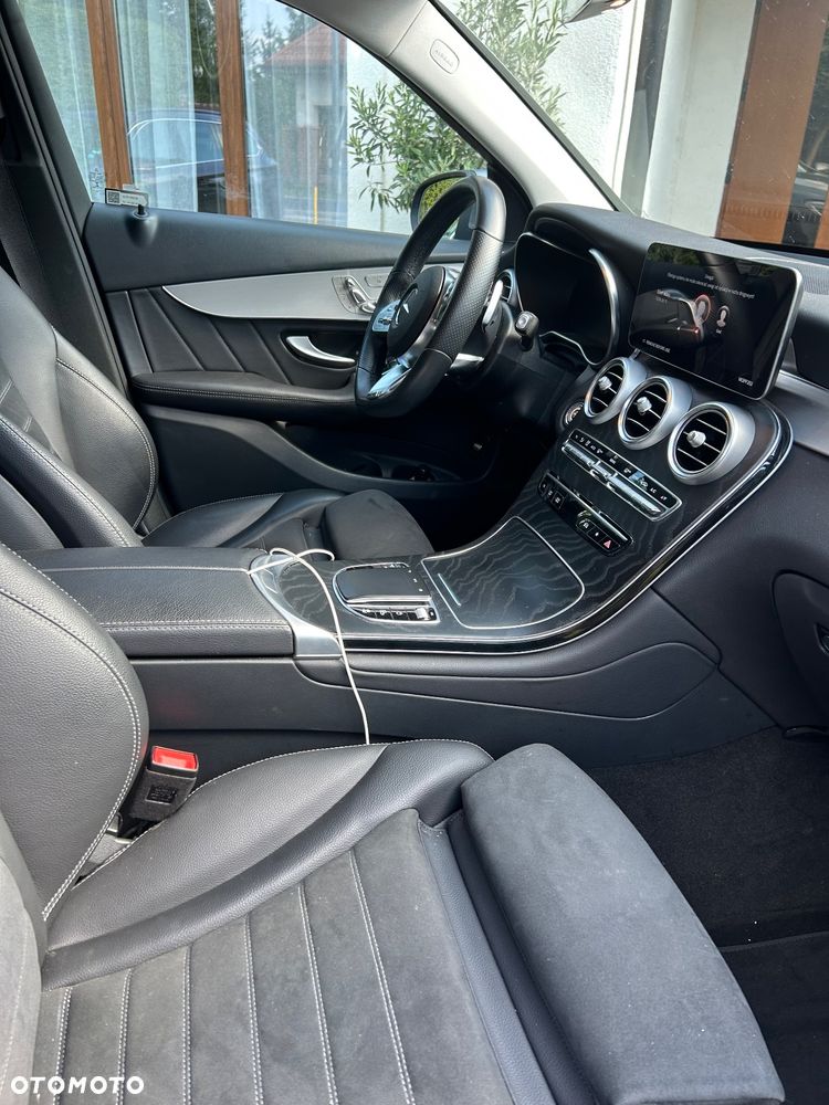 Mercedes-Benz GLC 200 d 4-Matic Business Edition - 3