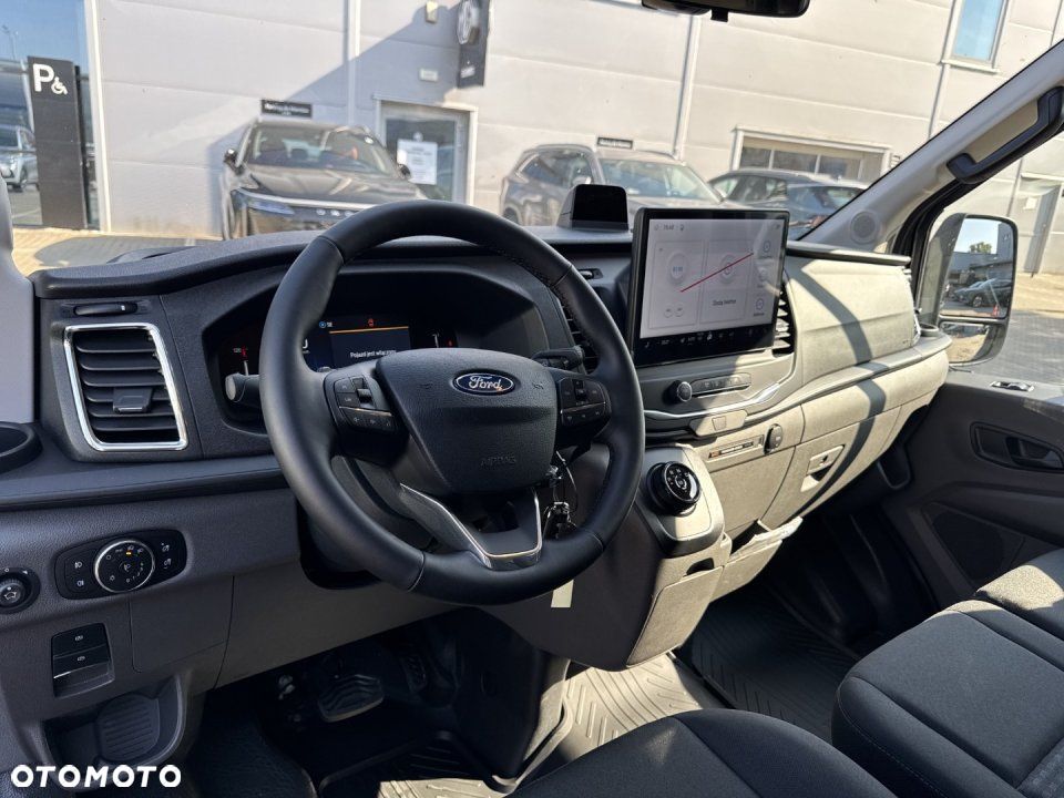 Ford Transit - 9