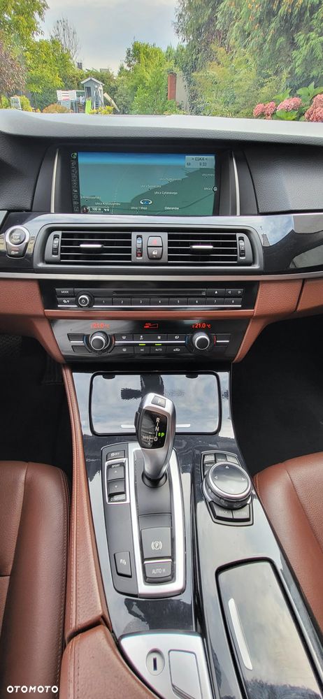 BMW Seria 5 518d - 8