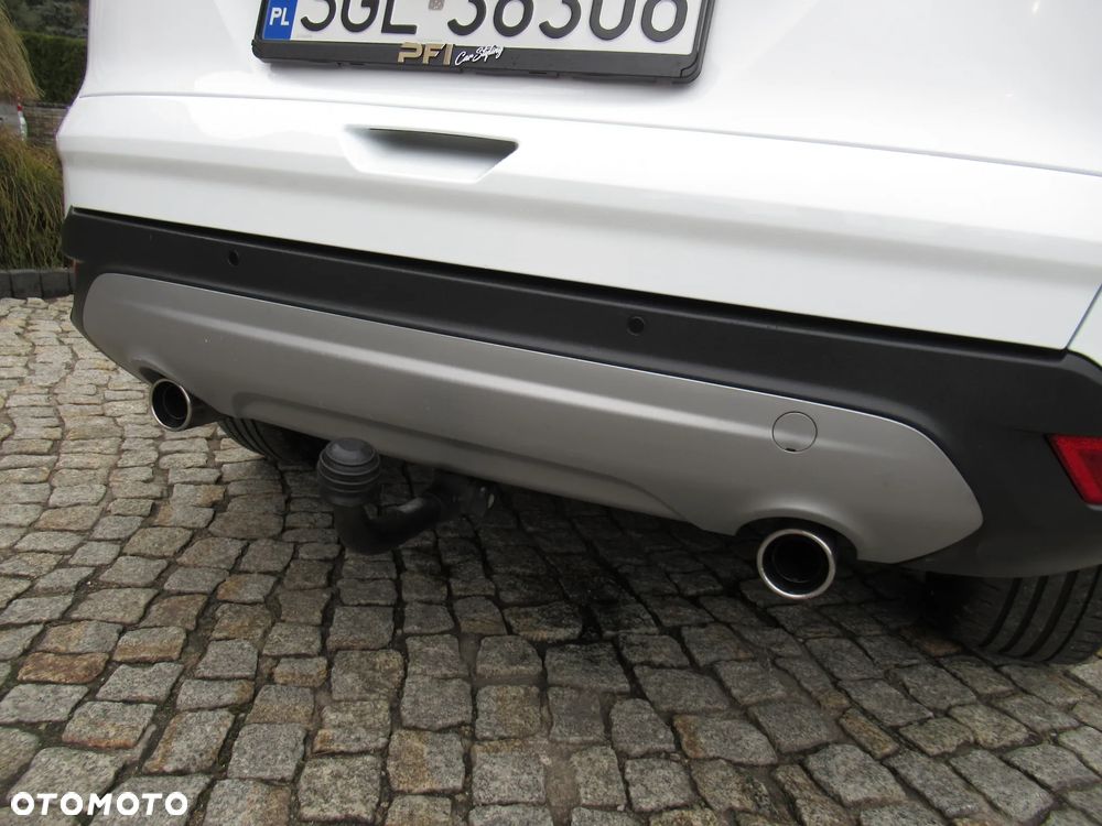 Ford Kuga 1.6 EcoBoost 2x4 Titanium - 21