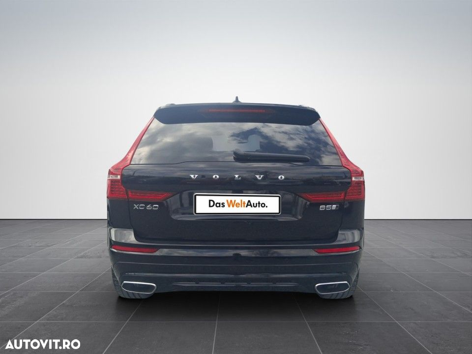 Volvo XC 60 B5 MHEV AWD R-Design - 5