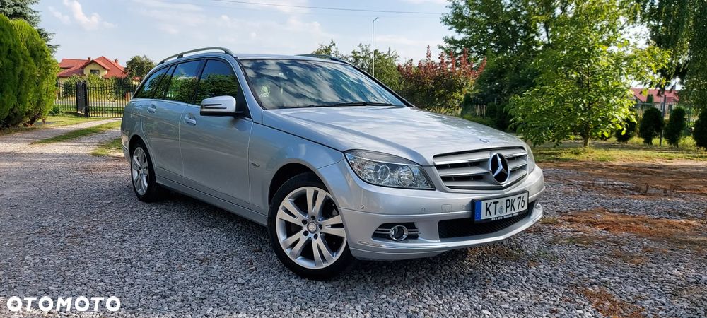 Mercedes-Benz Klasa C 200 Avantgarde Edition - 4