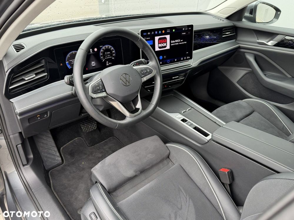 Volkswagen Passat - 14