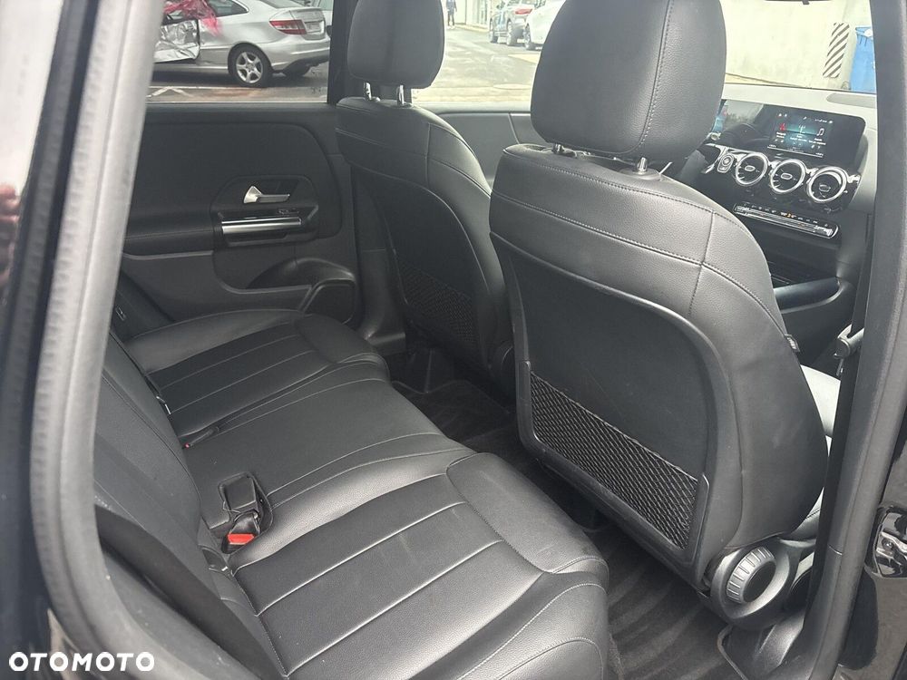 Mercedes-Benz Klasa B - 21