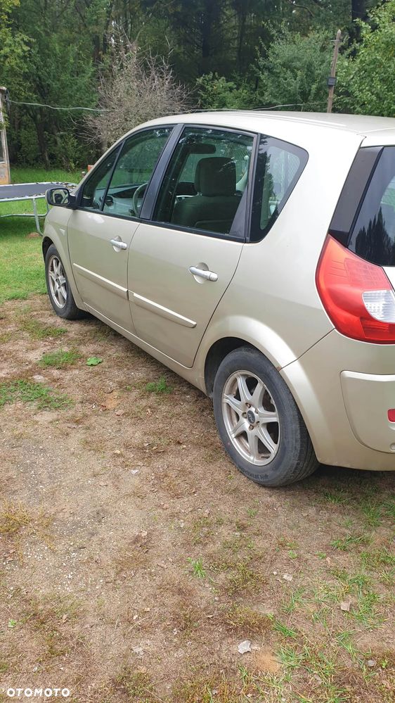 Renault Scenic 2007 photo 2