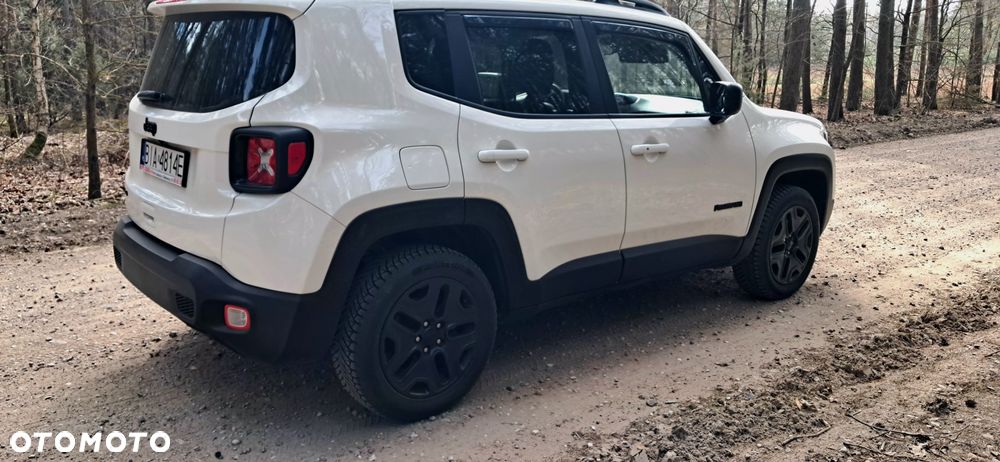 Jeep Renegade - 14
