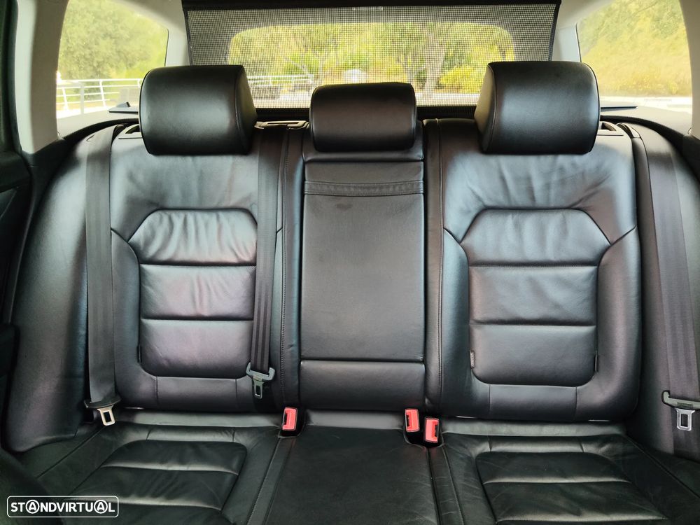 VW Passat 1.6 TDI Confortline - 4