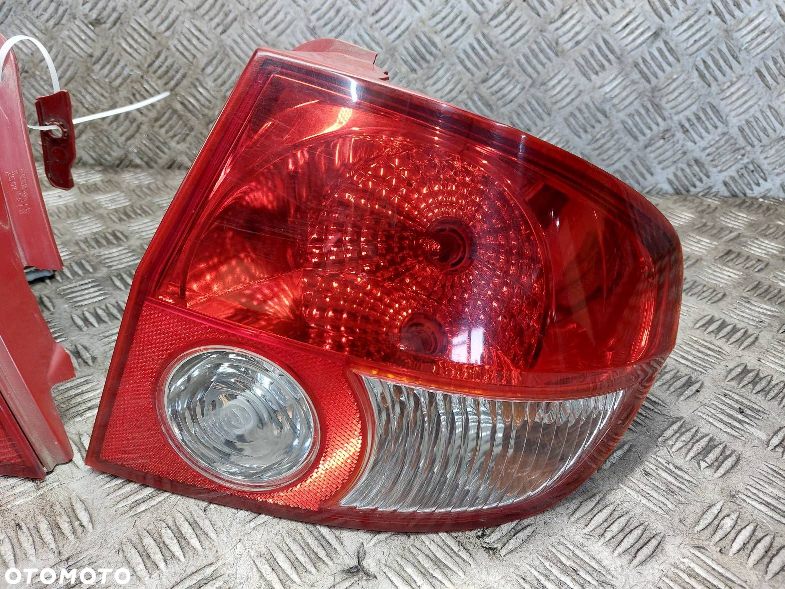 LAMPA LEWY TYŁ + PRAWY TYŁ HYUNDAI GETZ I - 3