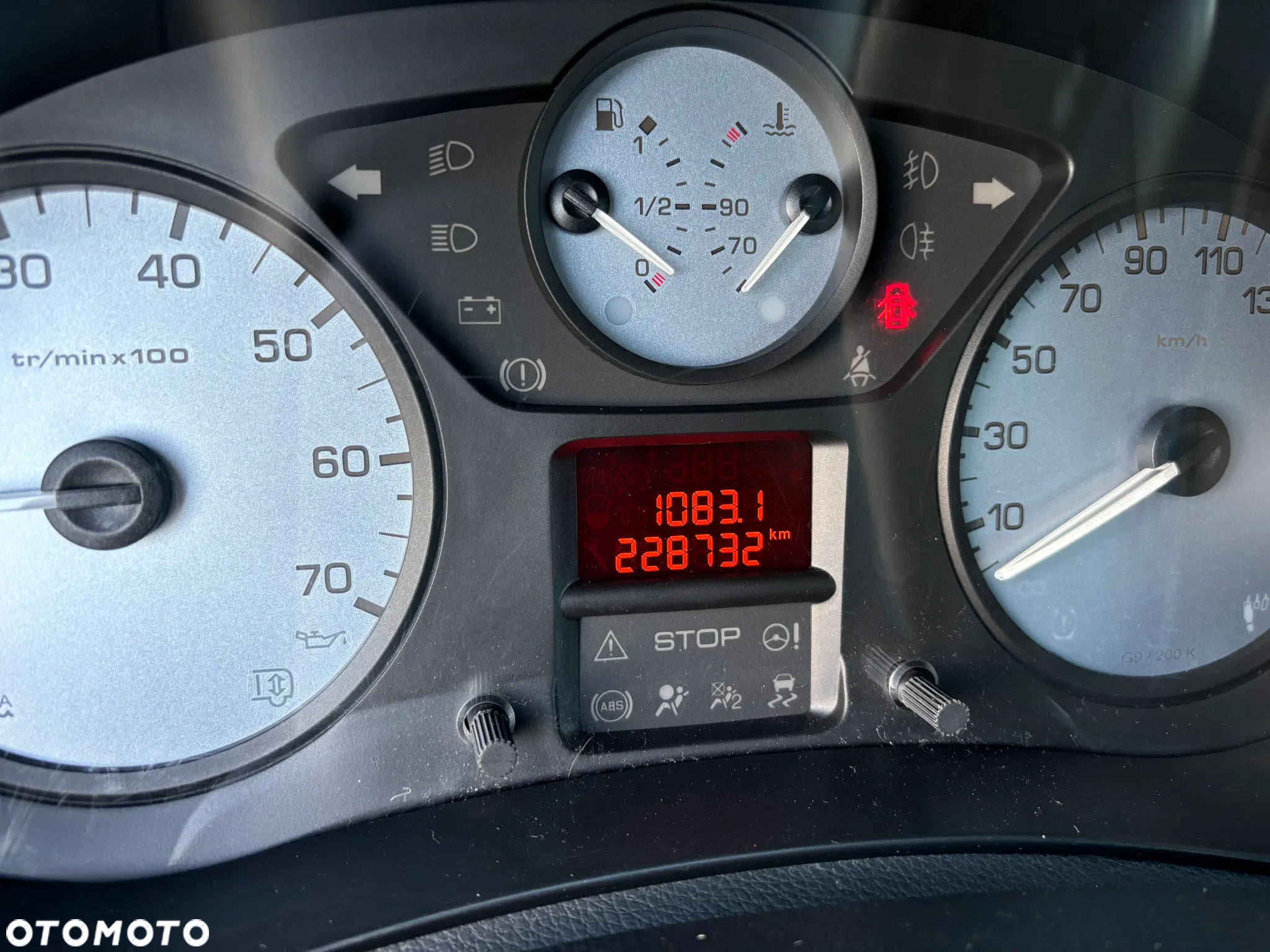 Citroën Berlingo Multispace BlueHDi 100 FEEL - 24