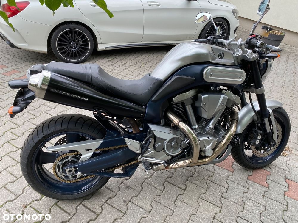 Yamaha MT - 2
