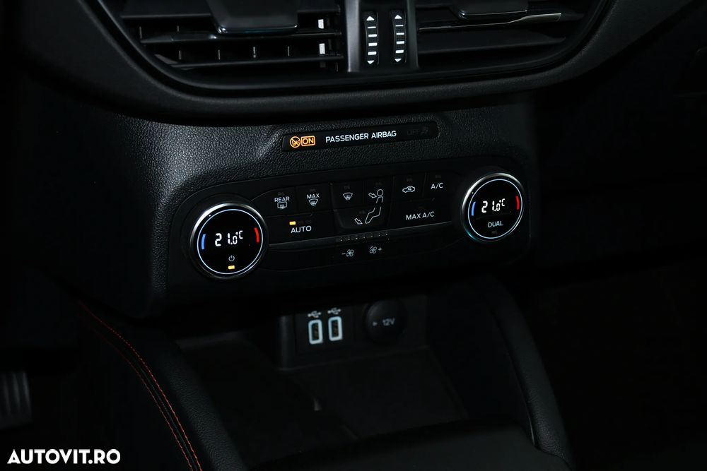Ford Kuga 1.5 EcoBlue A8 FWD ST Line - 27