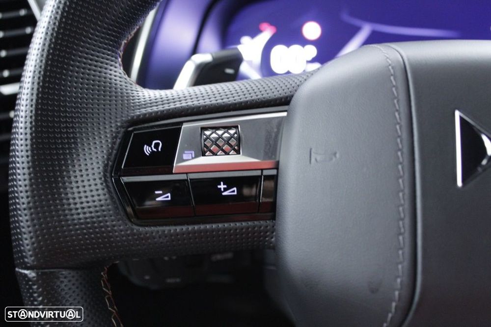 DS DS7 1.5 BlueHDi Pallas EAT8 - 23