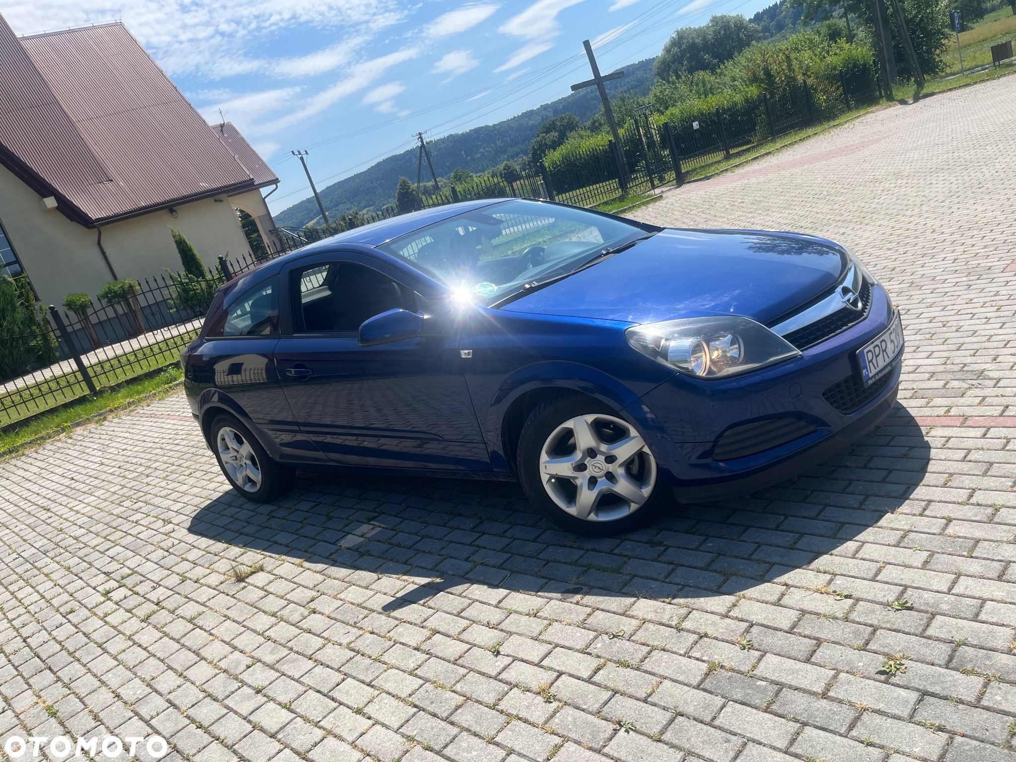 Opel Astra GTC 1.4 - 3