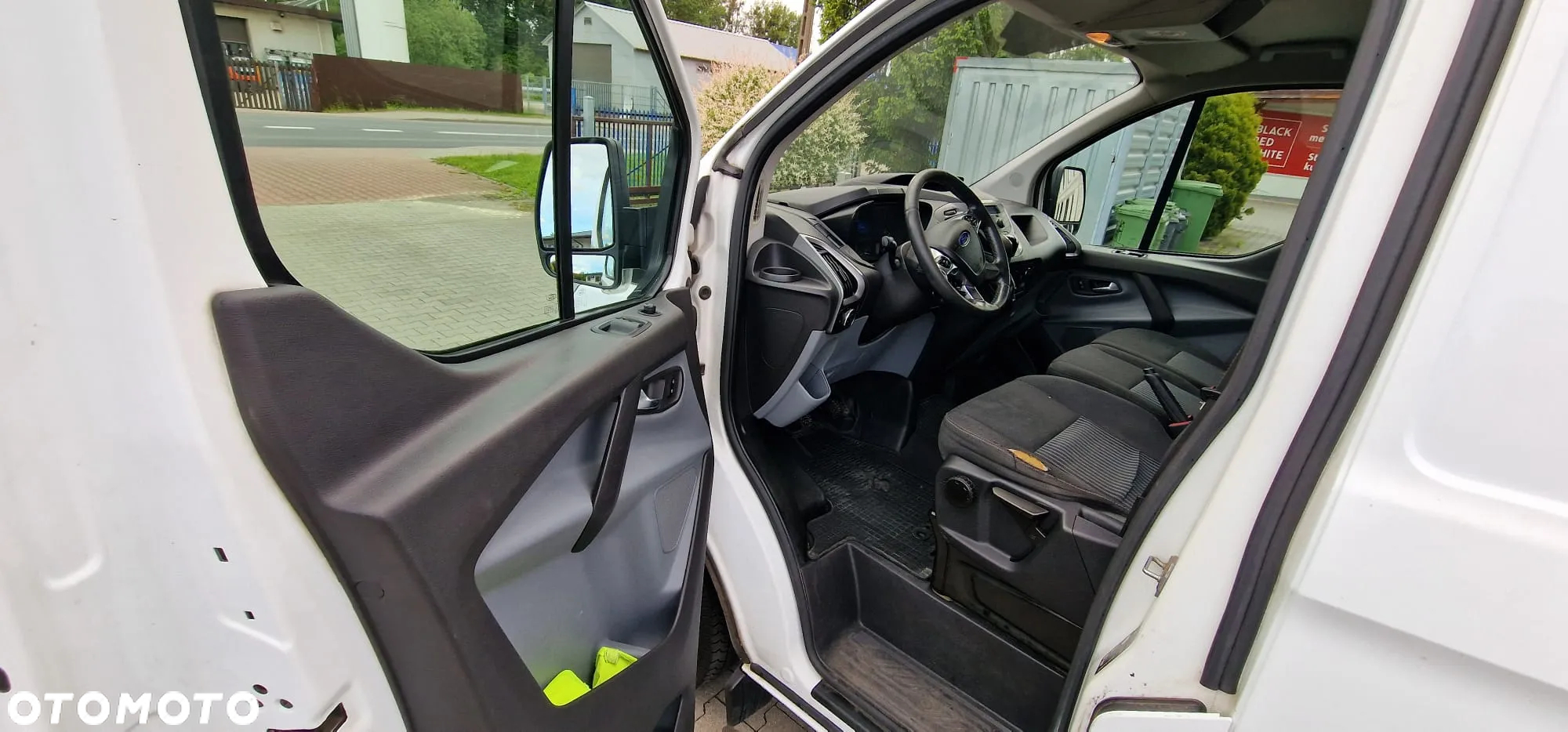 Ford Transit Custom - 8