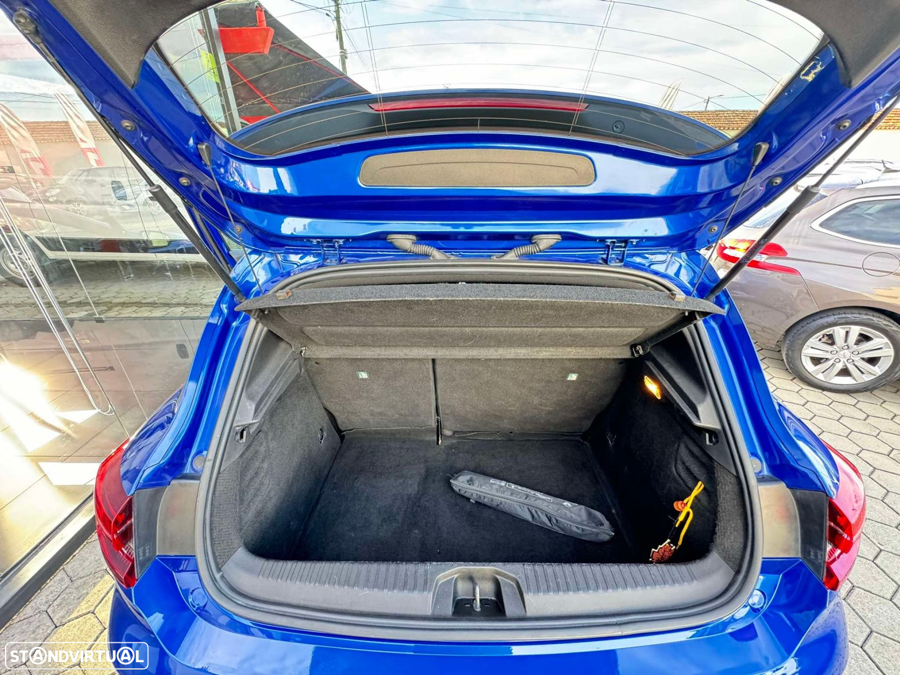 Renault Clio 1.0 TCe RS Line - 8