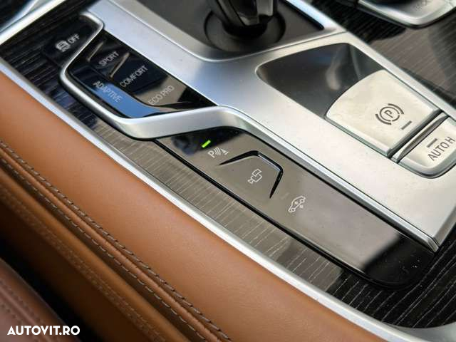 BMW Seria 7 - 12