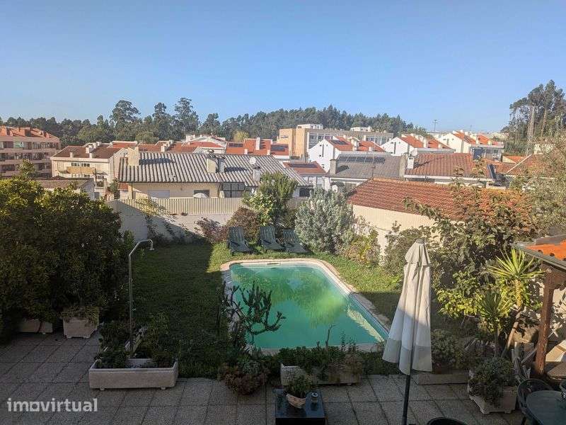 Moradia T4 com piscina - Maia - Grande imagem: 3/12