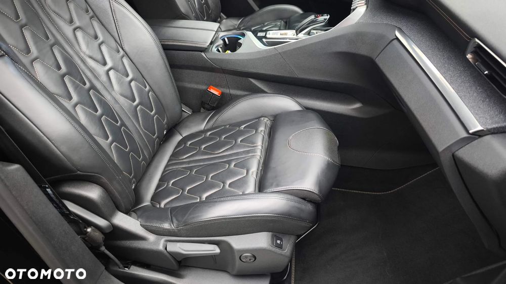 Peugeot 3008 1.6 PureTech GPF GT Line S&S EAT8 - 19