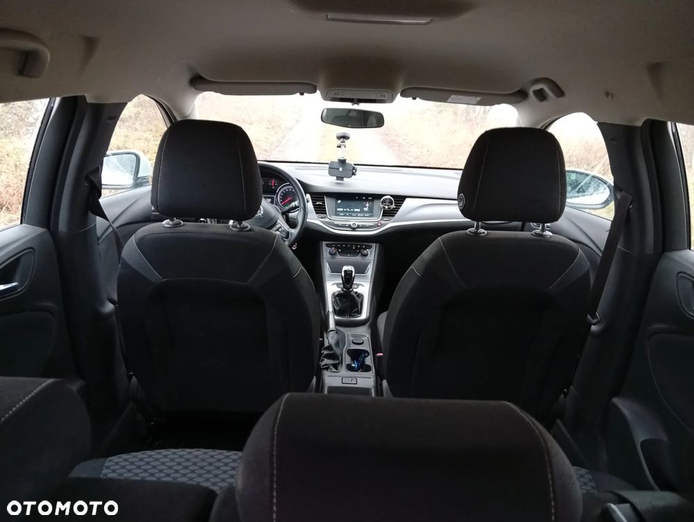 Opel Astra - 10