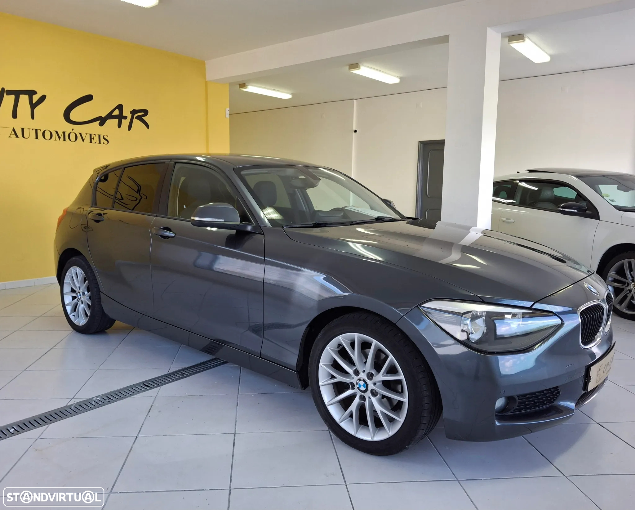 BMW 118 d Aut. Sport Line - 2