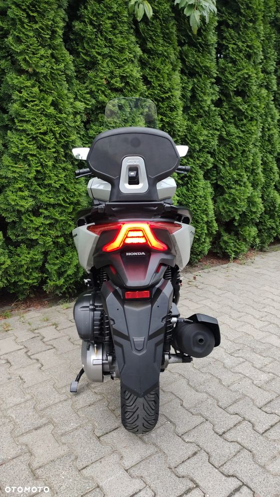 Honda NSS - 7