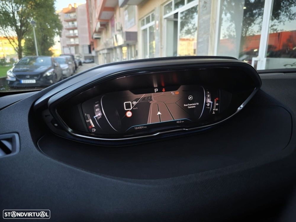 Peugeot 3008 1.5 BlueHDi GT Line J19 EAT8 - 20