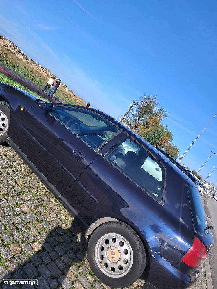 Audi A3 1.6 Attraction - 13