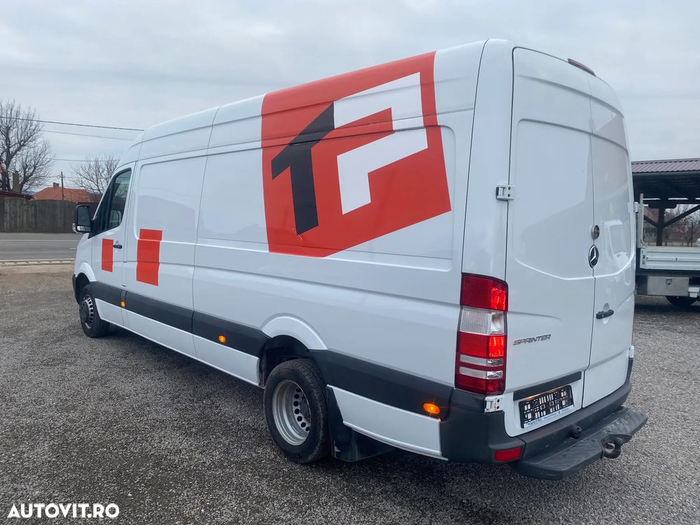 Mercedes-Benz Sprinter - 4