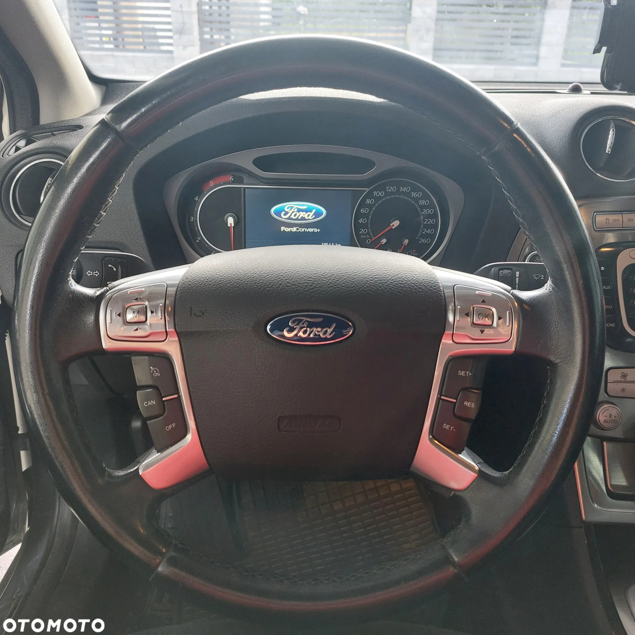 Ford Mondeo - 10