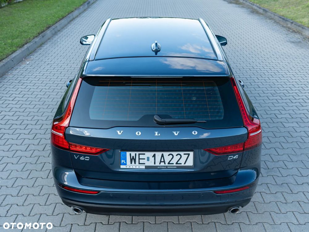 Volvo V60 D4 Momentum Pro - 11