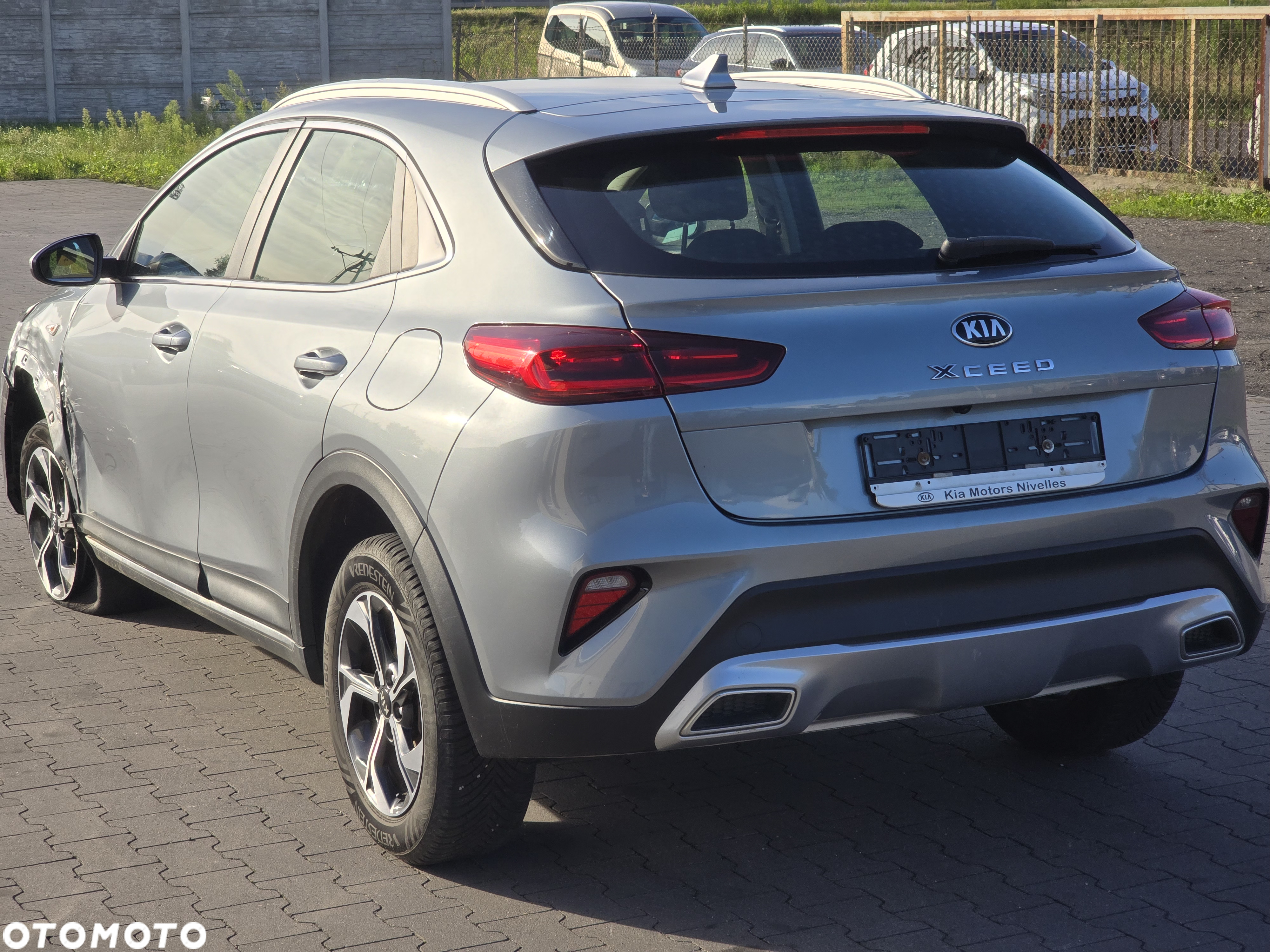 Kia XCeed 1.0 T-GDI L Business Line - 17