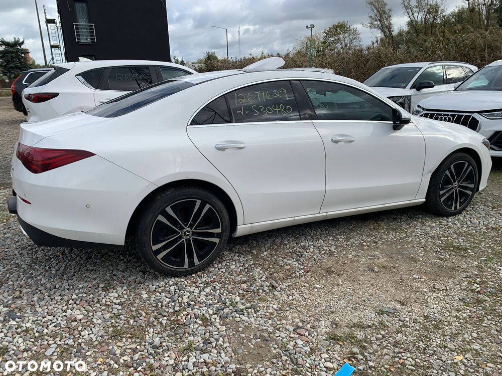 Mercedes-Benz CLA - 10