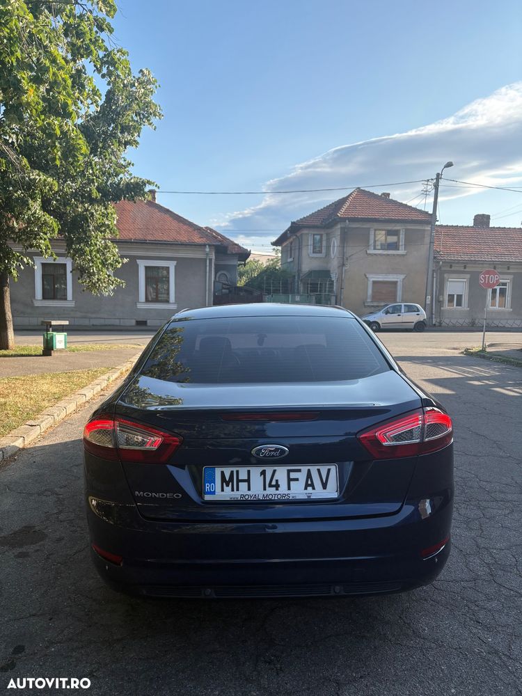 Ford Mondeo 2.0 TDCi Powershift Business Class - 5