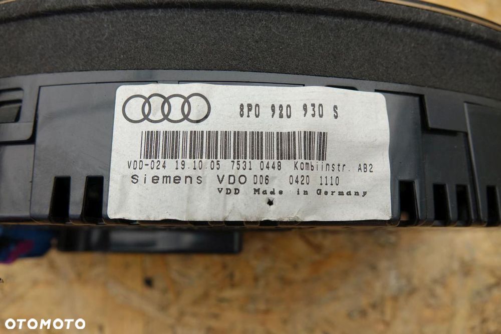 LICZNIK - ZEGARY AUDI A3 8P LIFT 2.0 FSI 8P0920930S - 3