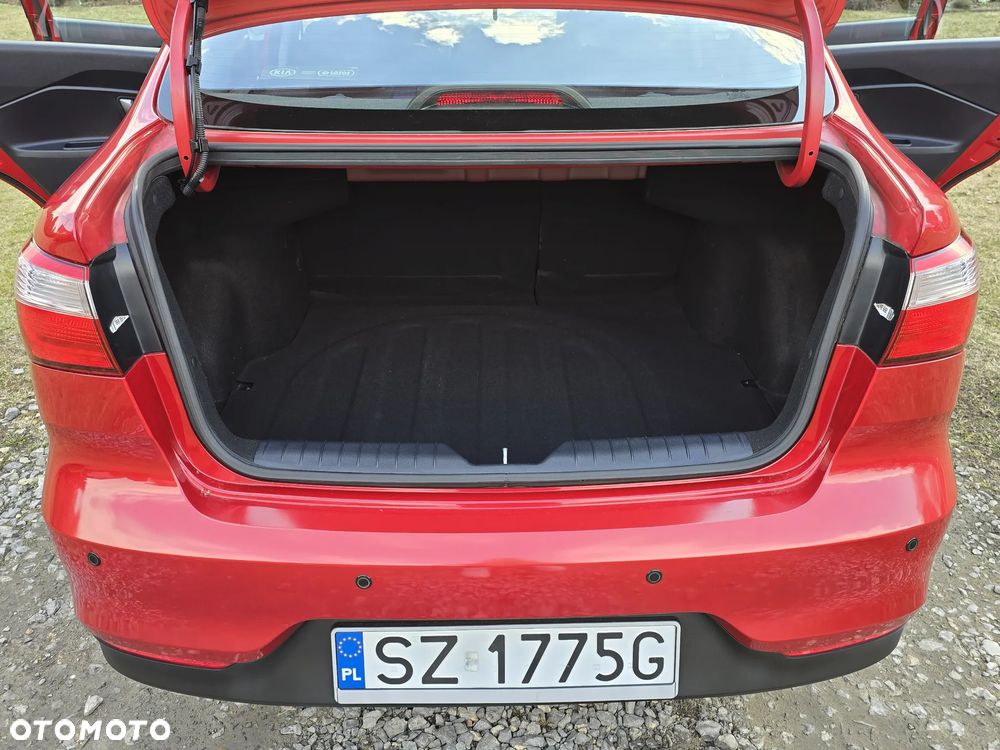 Kia Rio 1.2 L - 28